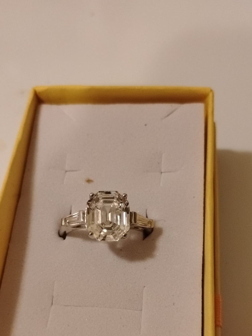 Radiance by Absolute 3-Stone Simulated Diamond Ring Size 9